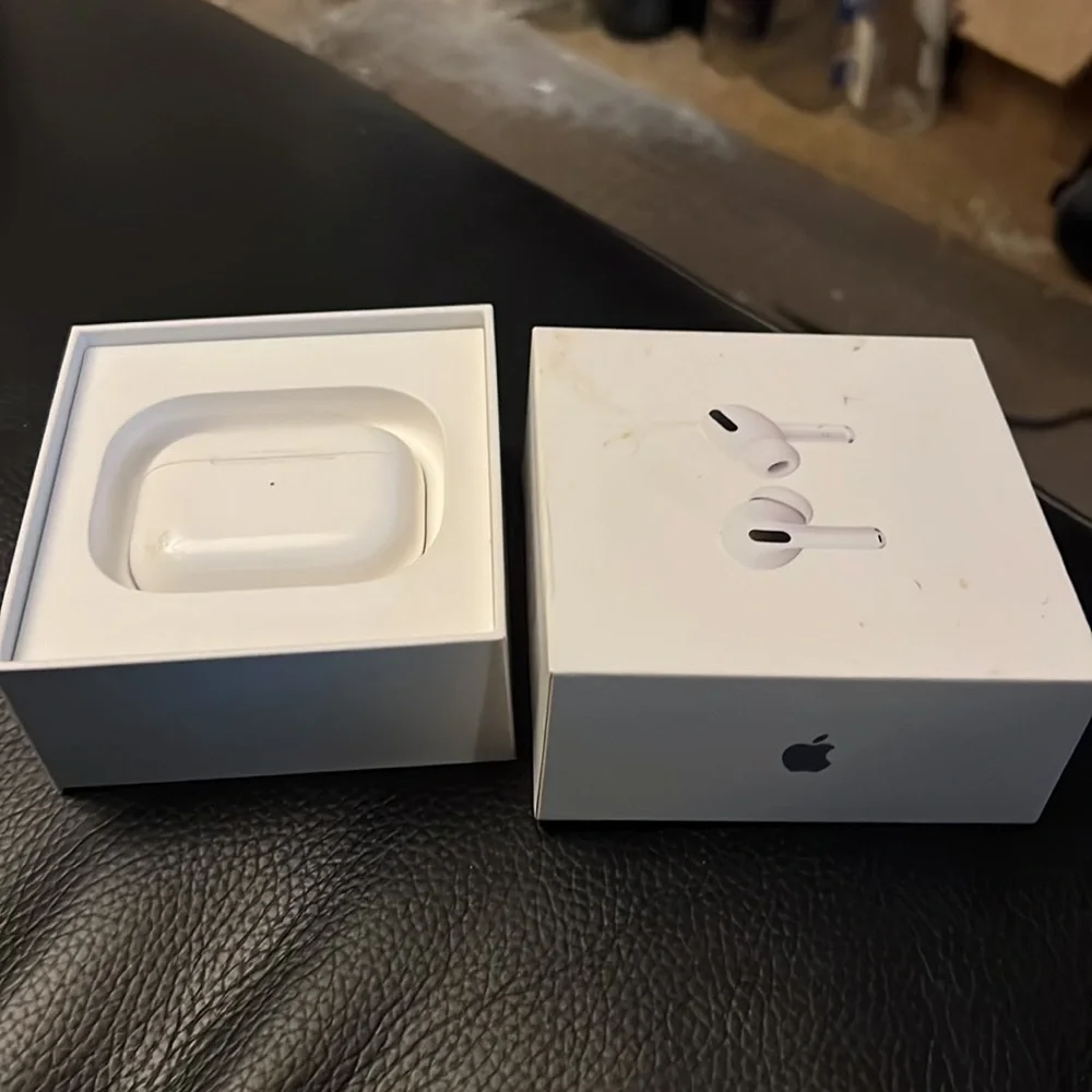 Apple AirPods Pro